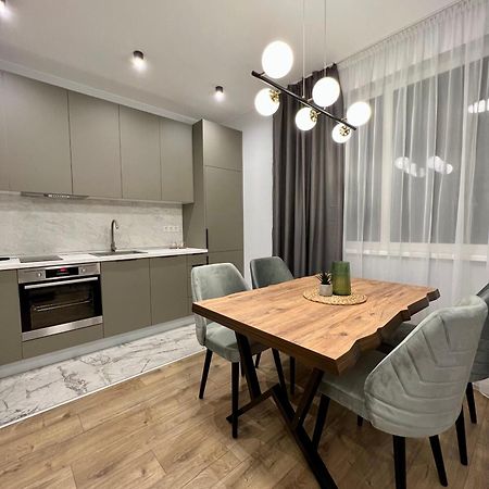 Vanquish Central Apartment Varna Exterior photo