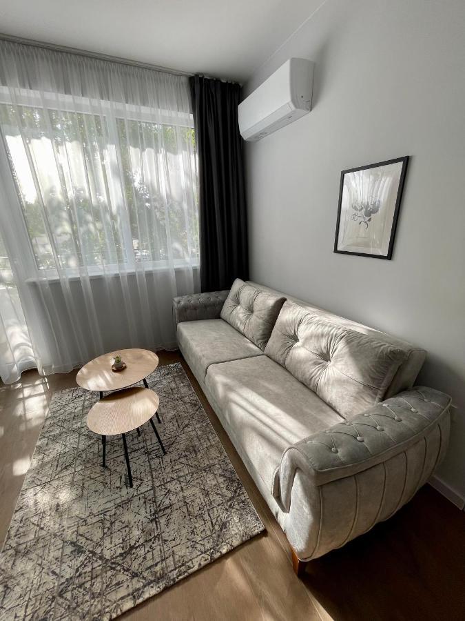 Vanquish Central Apartment Varna Exterior photo