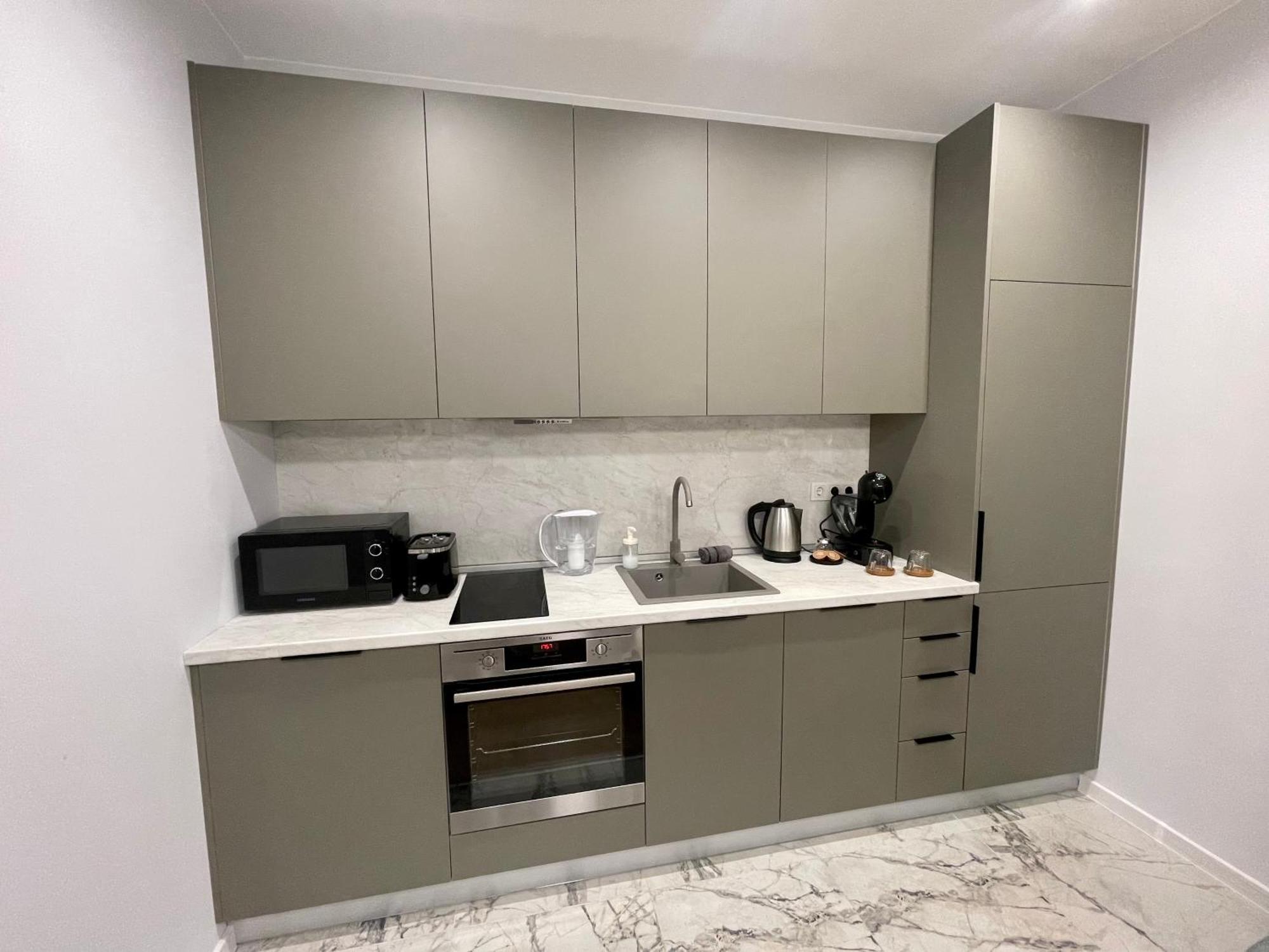 Vanquish Central Apartment Varna Exterior photo