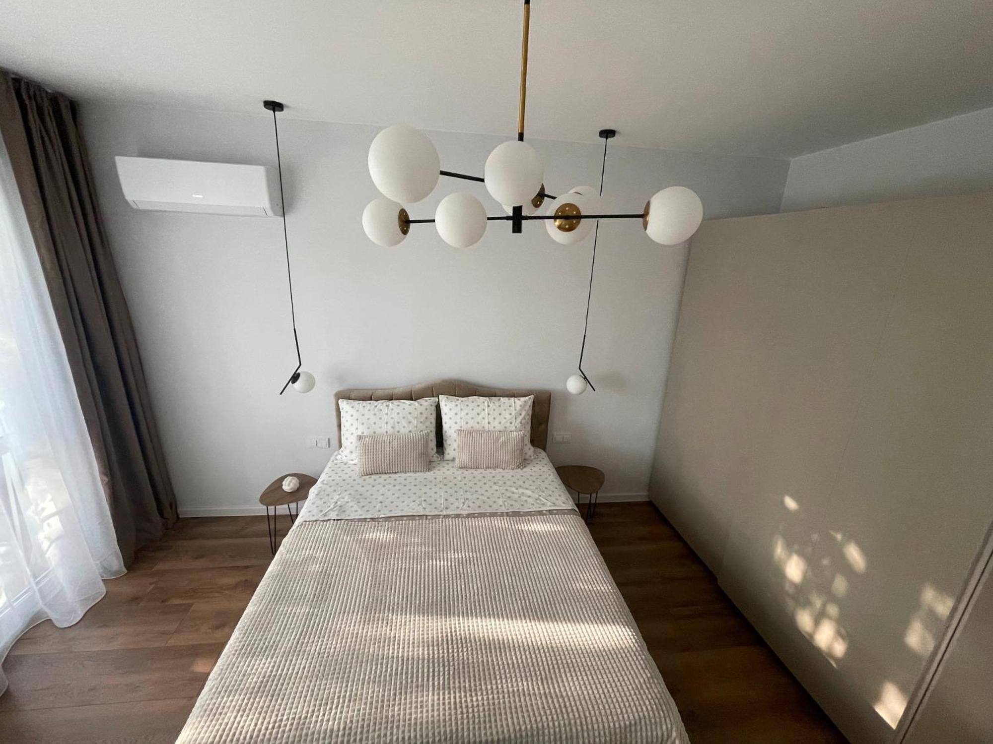 Vanquish Central Apartment Varna Exterior photo